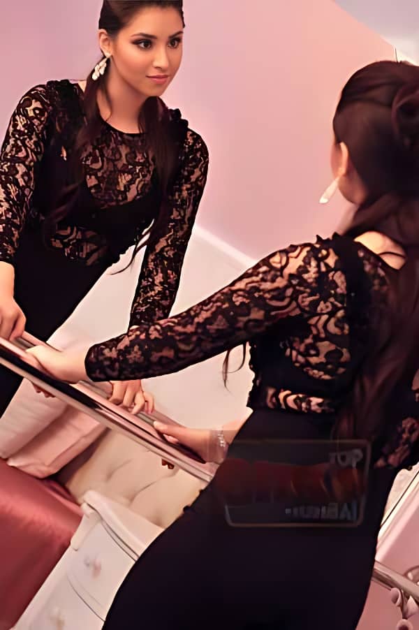 Anjali Photo 3